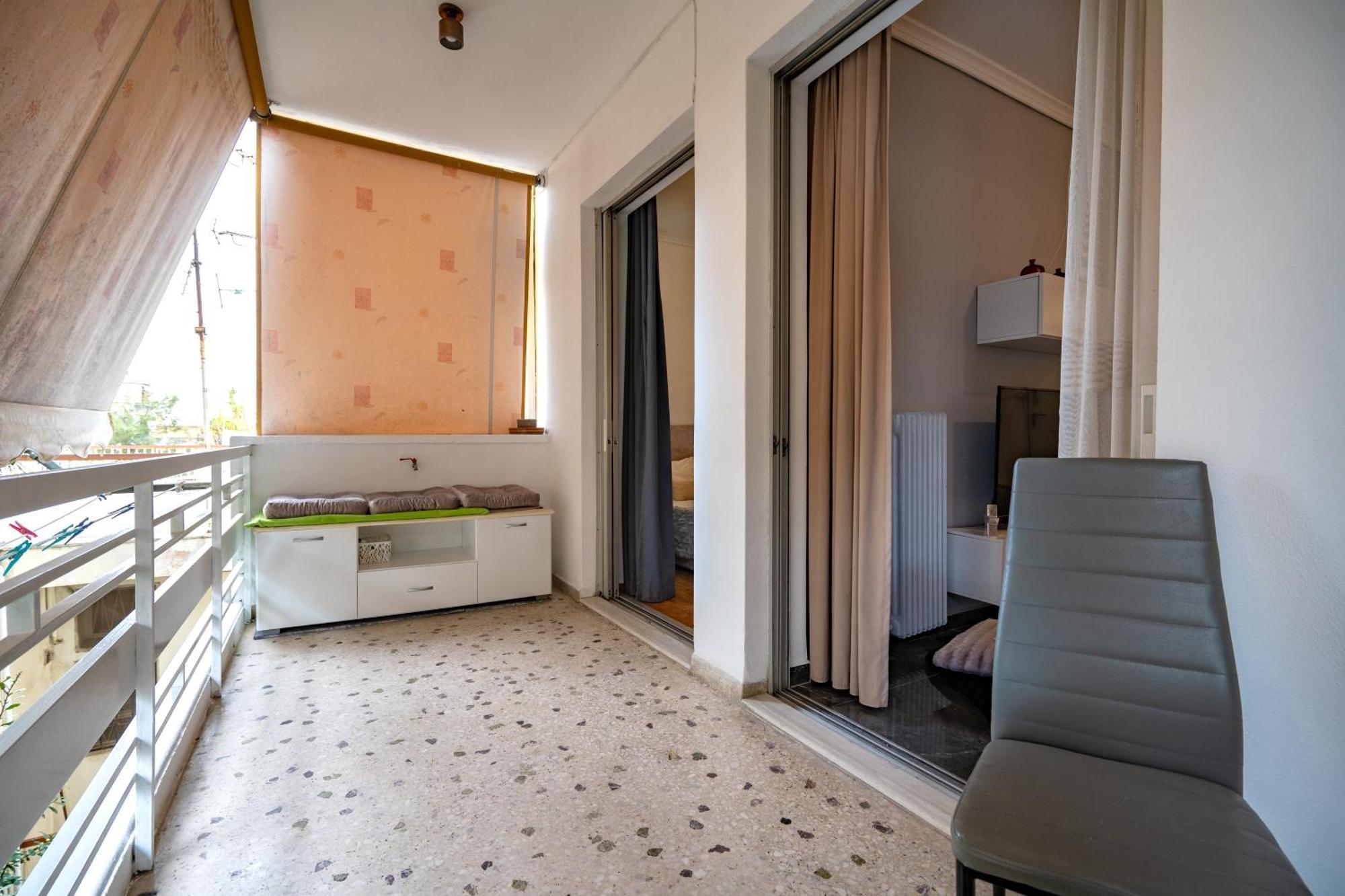 Neo Irakleio Train St. 1 Bedrm 4 Pers. Apartment 아테네 외부 사진